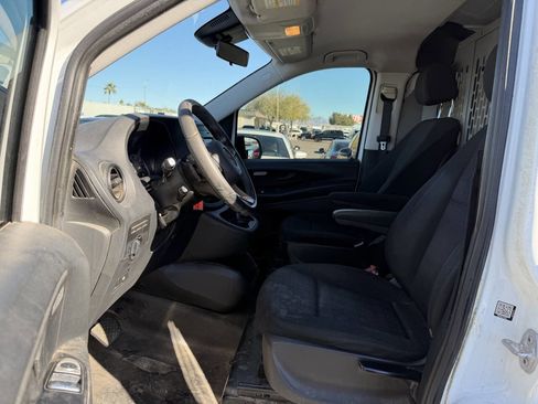 Used 2016 Mercedes-Benz Metris image 18