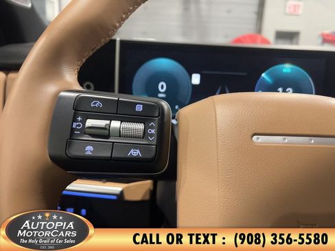 Used 2025 Hyundai Santa Fe Limited AWD/4WD image 42