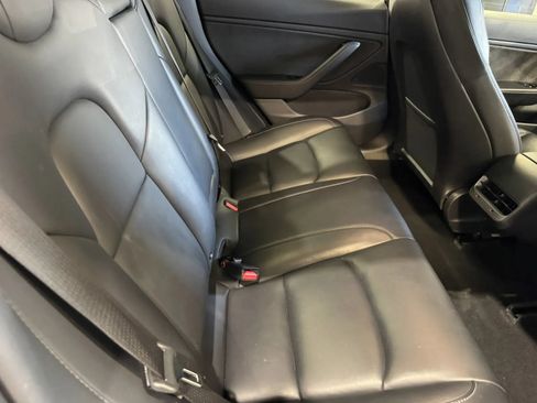 Used 2018 Tesla Model 3 Long Range AWD/4WD image 8