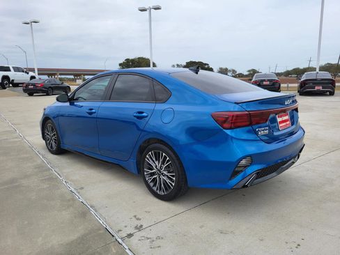 Used 2023 Kia Forte GT-Line w/ GT-Line Premium Package image 3