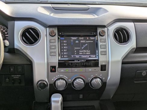 Used 2018 Toyota Tundra SR5 image 16