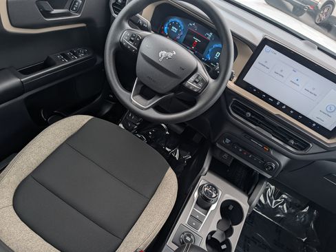 Used 2025 Ford Bronco Sport Big Bend AWD/4WD image 9