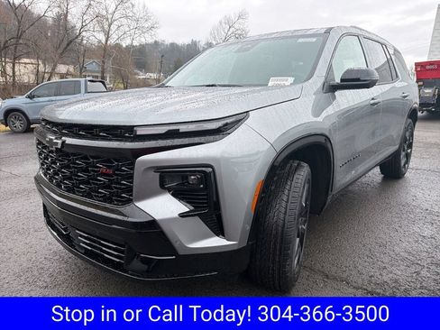 New 2026 Chevrolet Traverse RS w/ LPO, Floor Liner Package AWD/4WD image 3
