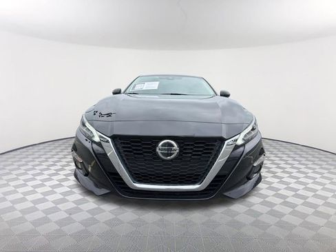 Used 2021 Nissan Altima 2.5 SL image 2