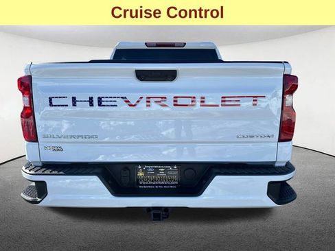 Used 2025 Chevrolet Silverado 1500 Custom image 12