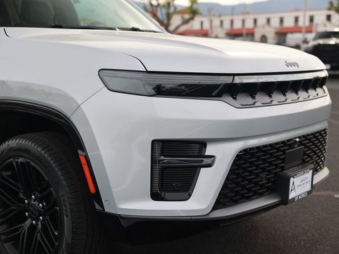 New 2026 Jeep Grand Wagoneer L Limited image 7