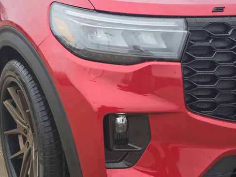 Used 2025 Ford Explorer ST w/ Sun And Sound Package image 9