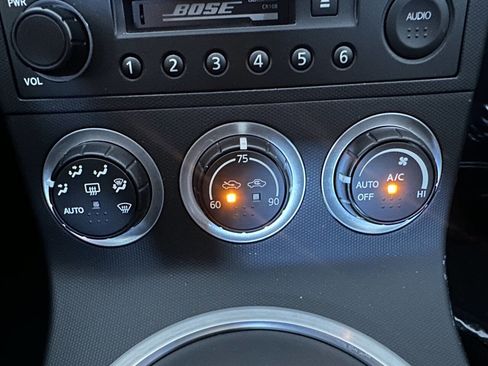 Used 2005 Nissan 350Z Touring image 30