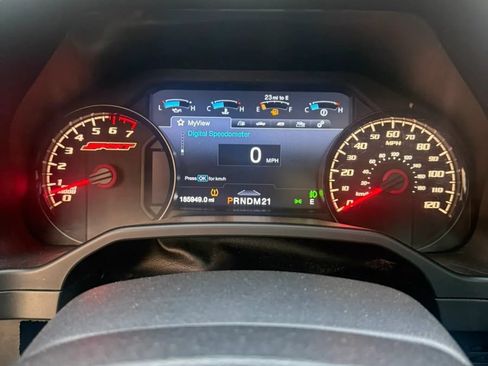 Used 2016 Ford F150 Lariat w/ Equipment Group 502A Luxury AWD/4WD image 6