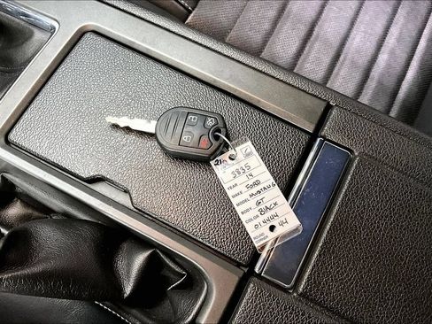 Used 2014 Ford Mustang GT Premium w/ Comfort Package RWD image 35