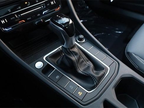 New 2026 Volkswagen Jetta SEL image 18