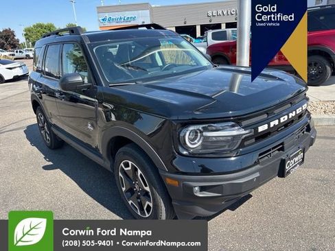 Used 2023 Ford Bronco Sport Outer Banks w/ Tech Package AWD/4WD image 3