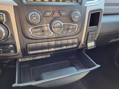 Used 2017 RAM 1500 Big Horn image 9