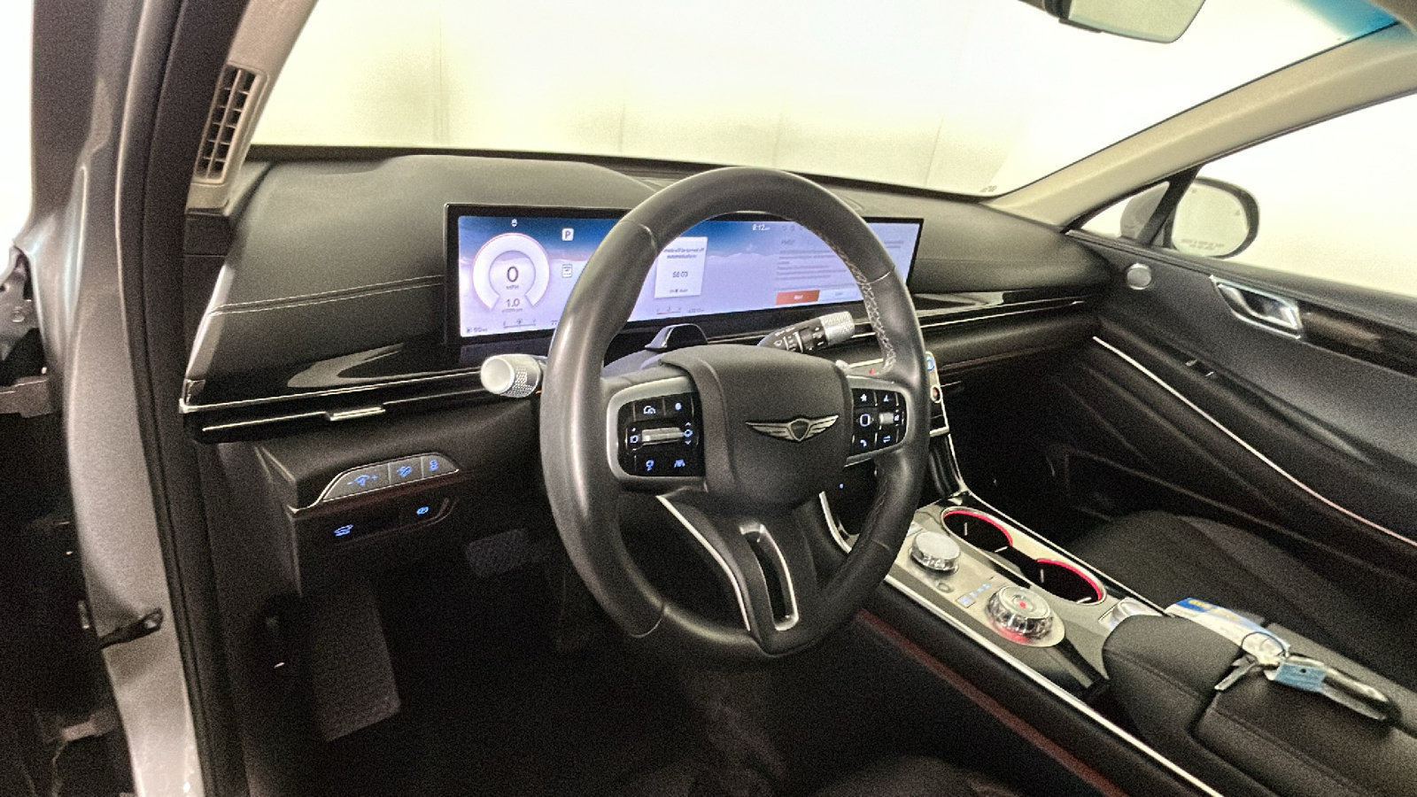 Used 2025 Genesis GV80 2.5T Standard AWD/4WD image 16