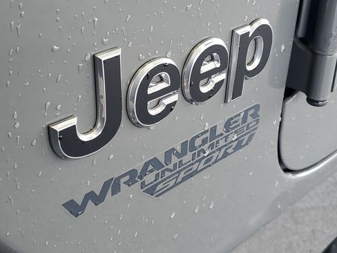 Used 2020 Jeep Wrangler Unlimited Sport S AWD/4WD image 5