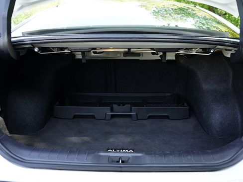 Used 2022 Nissan Altima 2.5 Platinum image 39