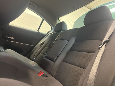 Used 2014 Chevrolet Cruze LT FWD image 30