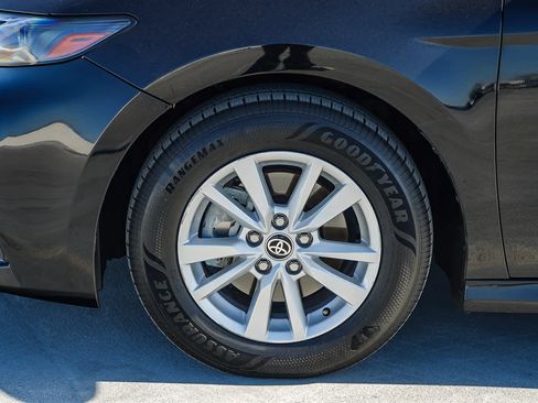 Certified 2025 Toyota Camry LE image 12