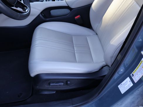 Used 2024 Honda HR-V EX-L image 34