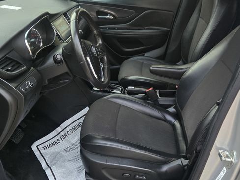 Used 2018 Buick Encore Preferred image 15