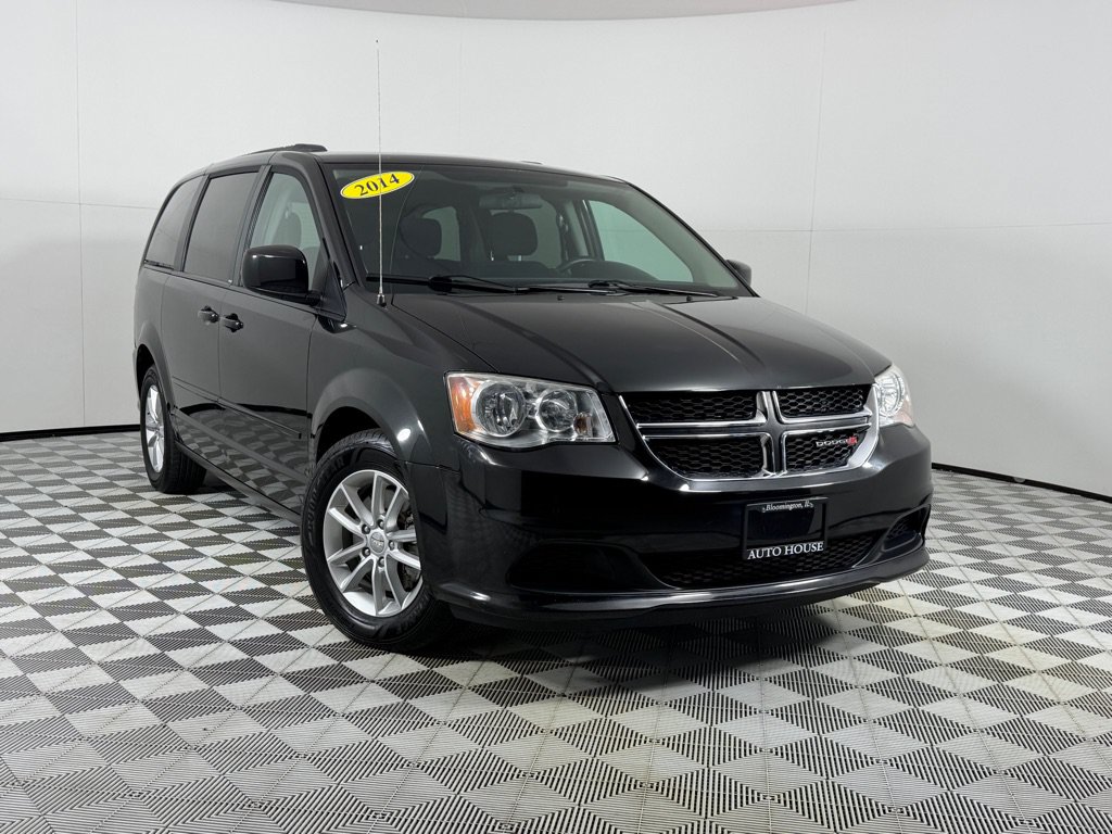 Used 2014 Dodge Grand Caravan SXT FWD image 2