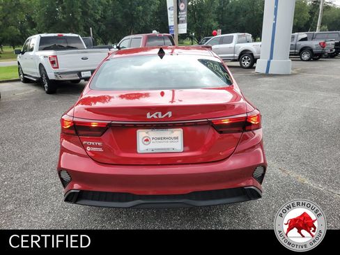 Used 2024 Kia Forte LXS FWD image 4