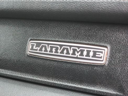 Used 2019 RAM 1500 Laramie image 40
