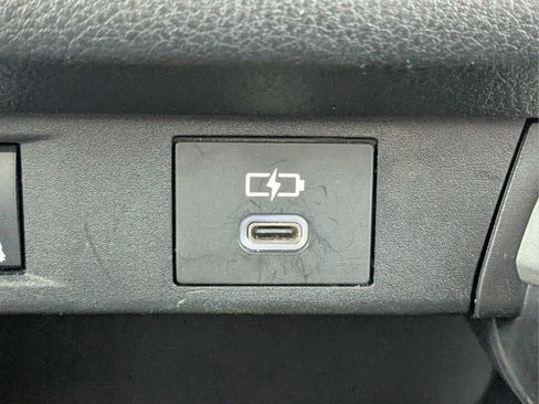 Used 2024 Toyota Grand Highlander AWD image 25