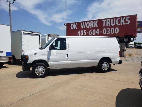 Used 2013 Ford E-150 and Econoline 150 w/ PWR Group RWD image 2