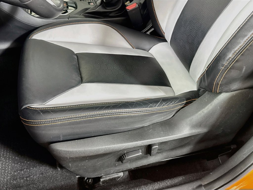 Used 2019 Subaru Crosstrek 2.0i Limited w/ Moonroof Package w/Navigation AWD/4WD image 23