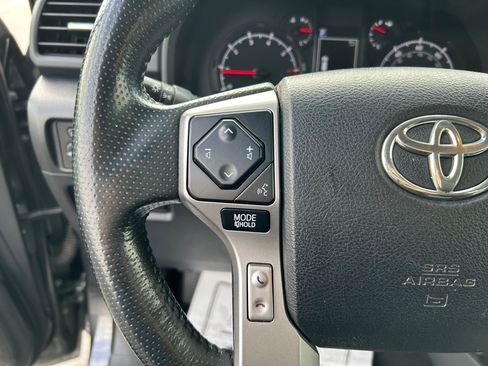 Used 2020 Toyota 4Runner SR5 image 14