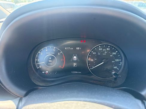 Used 2024 Nissan Kicks SV FWD image 12
