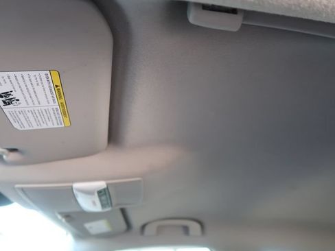 Used 2022 Nissan Sentra SV FWD image 15