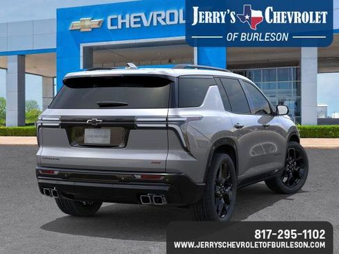 New 2026 Chevrolet Traverse RS w/ LPO, Floor Liner Package FWD image 5