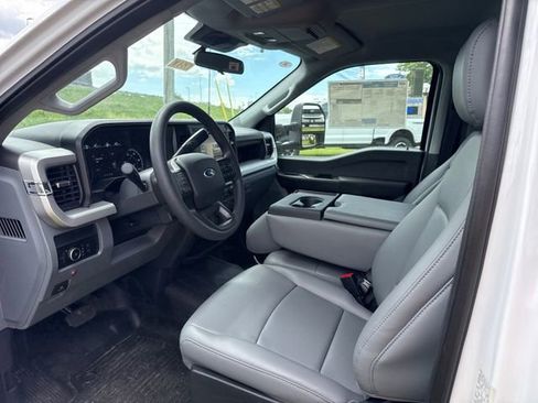 New 2026 Ford F350 XL w/ XL Chrome Package AWD/4WD image 9