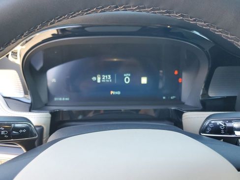 New 2026 Lincoln Corsair Premiere image 26