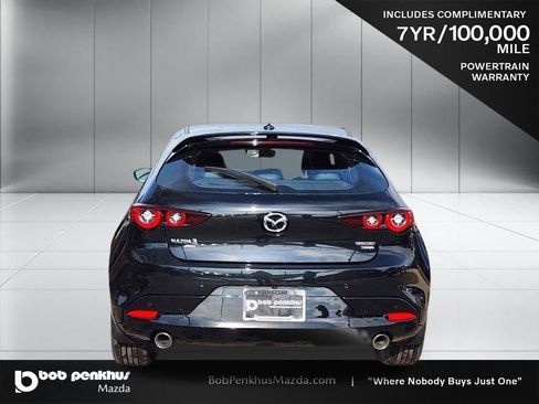 New 2026 MAZDA MAZDA3 Hatchback w/Premium Plus Pkg image 26
