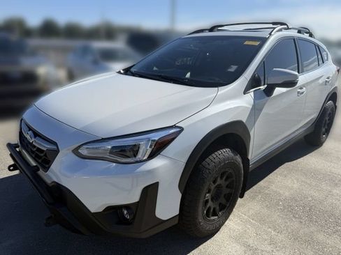 Used 2023 Subaru Crosstrek 2.5i Limited AWD/4WD image 4
