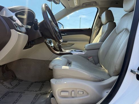 Used 2016 Cadillac SRX Luxury w/ Driver Awareness Package FWD image 10