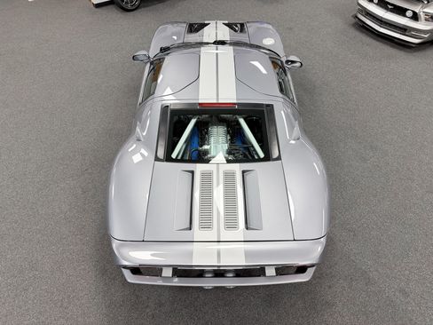 Used 2006 Ford GT RWD image 8