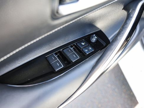 Used 2023 Toyota Corolla XSE FWD image 10