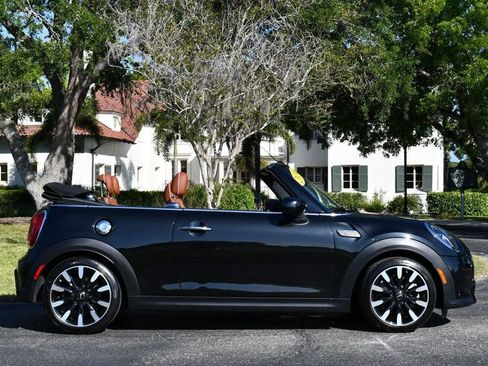 Used 2024 MINI Cooper S w/ Signature Upholstery Package FWD image 42