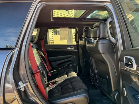 Used 2021 Jeep Grand Cherokee SRT AWD/4WD image 13