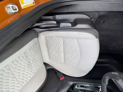 Used 2019 Chevrolet Equinox LS FWD image 3