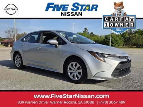 Used 2023 Toyota Corolla LE FWD image 1