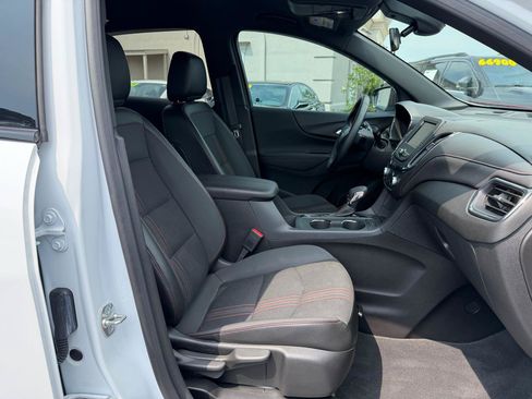 Used 2024 Chevrolet Equinox RS FWD image 18