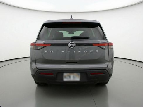 Used 2024 Nissan Pathfinder S FWD image 7