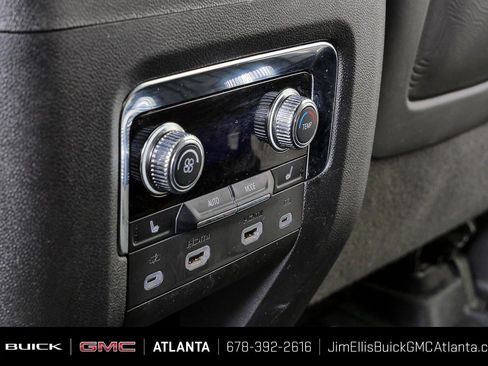 Certified 2023 GMC Yukon Denali Ultimate w/ LPO, Floor Liner Package AWD/4WD image 21