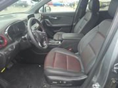 Used 2025 Chevrolet Blazer RS image 11