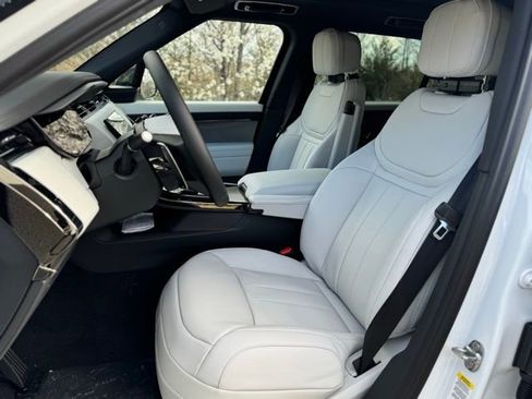 New 2026 Land Rover Range Rover Sport SE AWD/4WD image 11